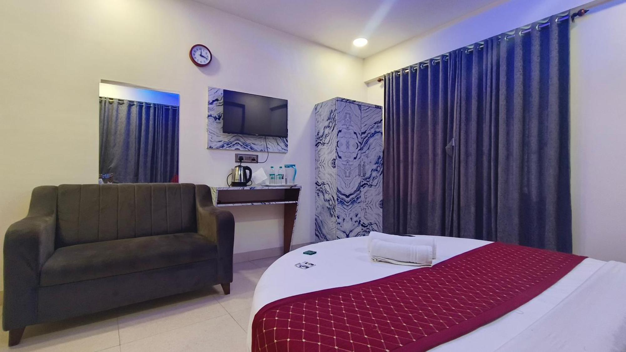 Hotel Edition Blue - Mumbai Hotels Hotel