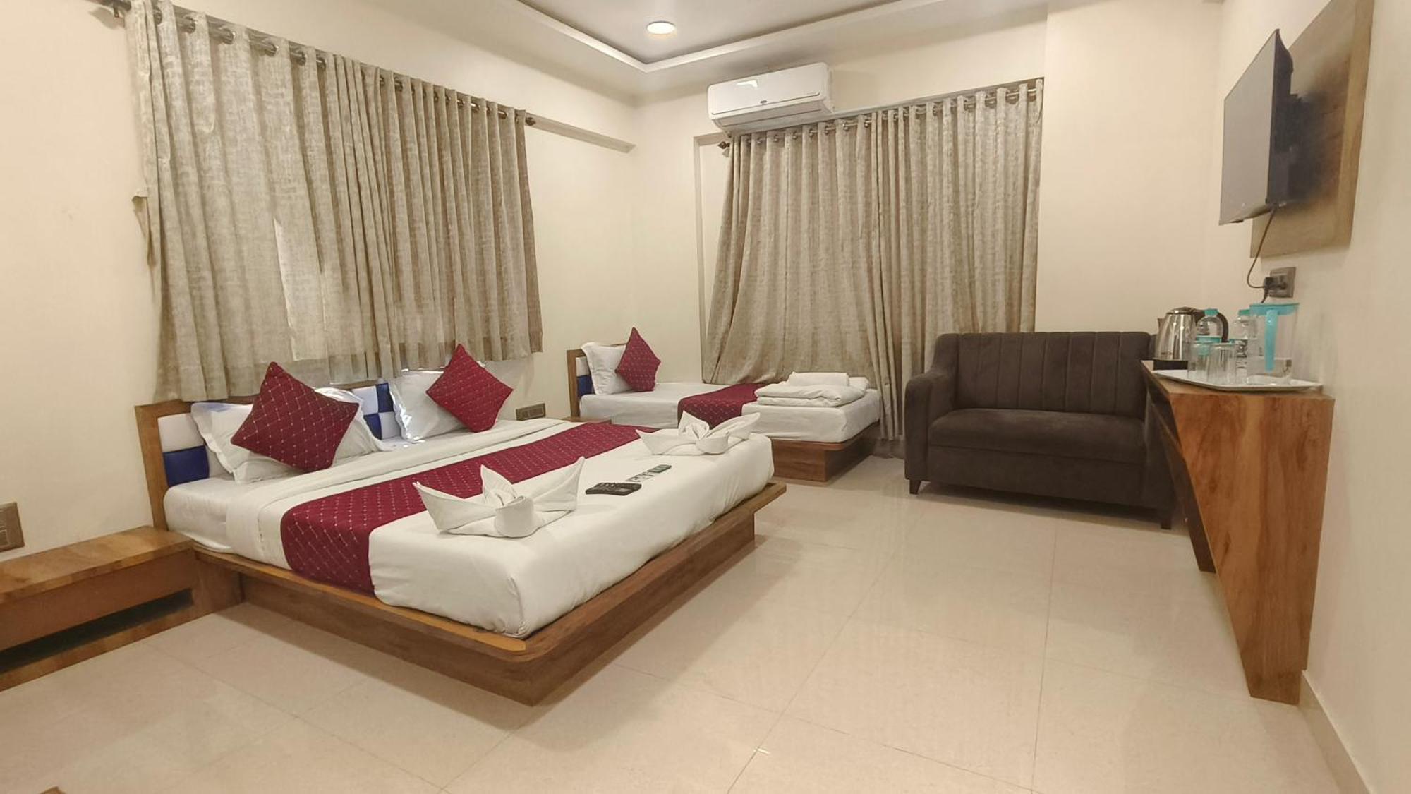 Hotel Hotel Edition Blue - Mumbai Hotels