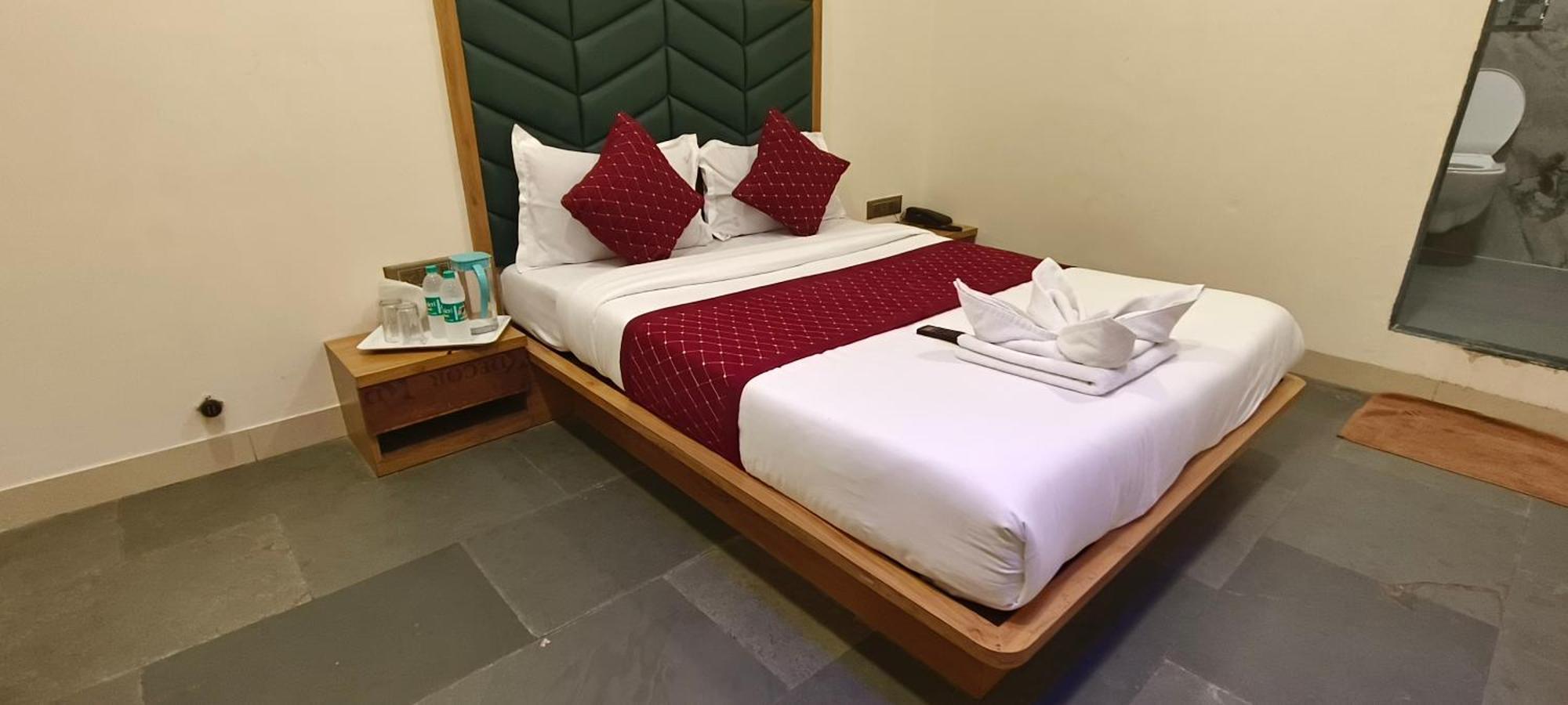 Hotel Edition Blue - Mumbai Hotels Bombaj