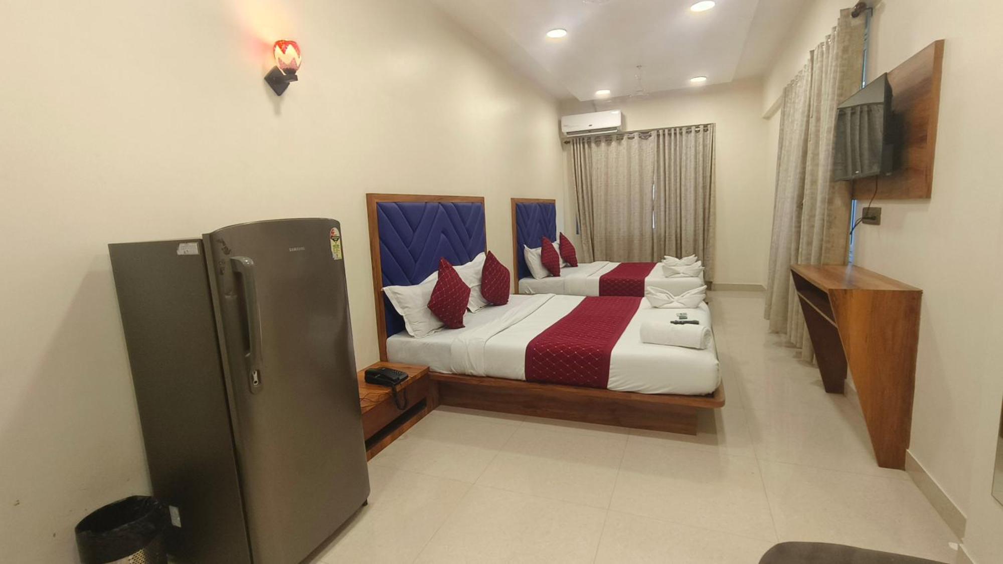 Hotel Edition Blue - Mumbai Hotels *