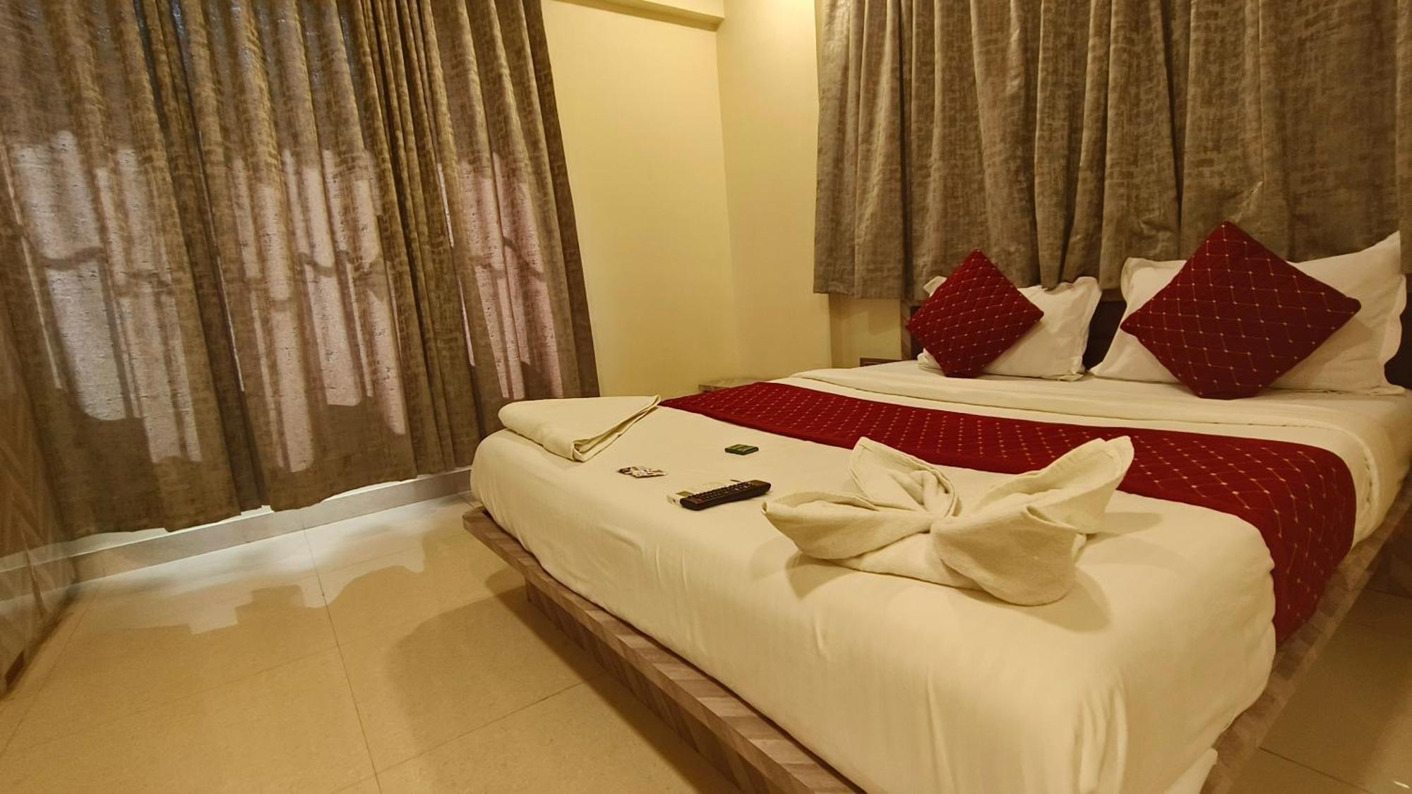 Hotel Hotel Edition Blue - Mumbai Hotels *